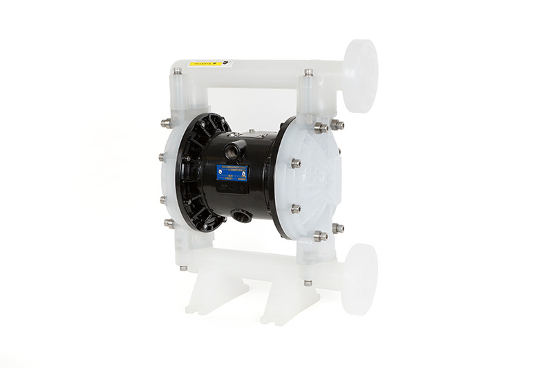Polypump Serie C, luftdriven membranpump med pumpkropp i polypropylen